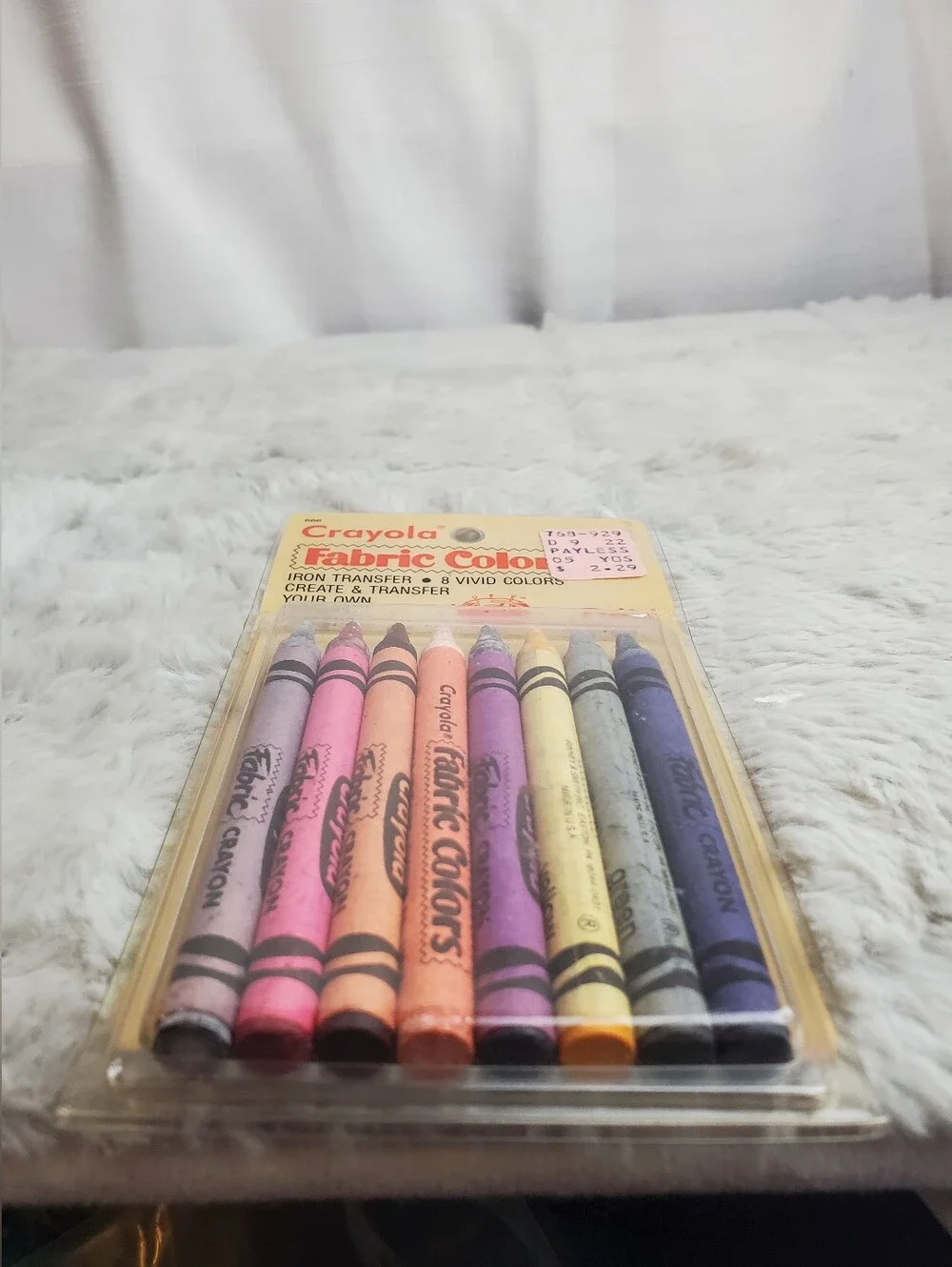 Vintage Dritz Crayola Fabric Crayons 8 Colors Iron Transfer #686 1987 NOS